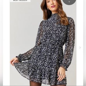 Black/white/gold long sleeve dress NWT